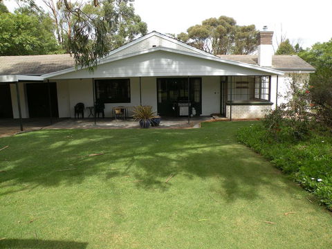 Pinkerton Hill Naracoorte - Sydney 4u 0