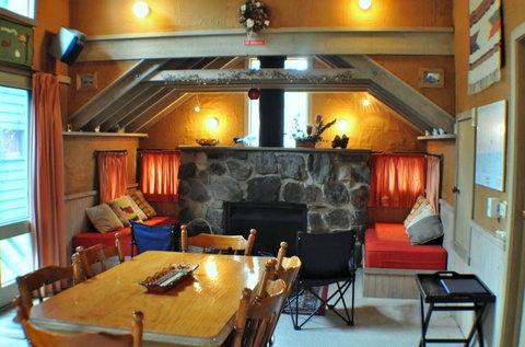 Pinnacle - Accommodation Sydney 0