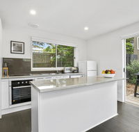 Point Roadknight Villa 3 - Sydney 4u