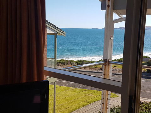 Port Elliot Meridian - Sydney 4u 0