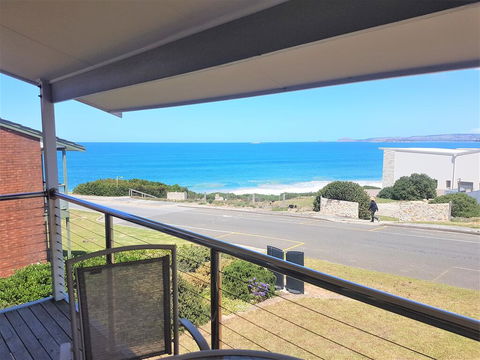 Port Elliot Meridian - Sydney 4u 1