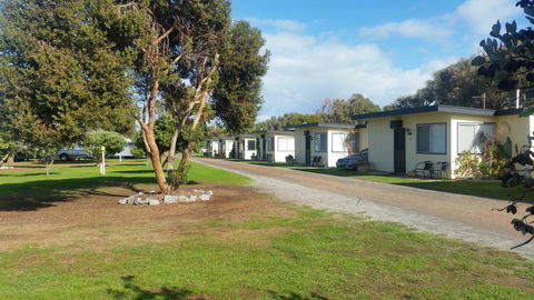 Port Lincoln Caravan Park - Sydney 4u 1