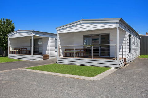 Portland Holiday Village - Sydney 4u 1