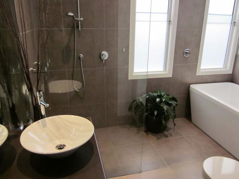 Private Double Room - Sydney 4u 3