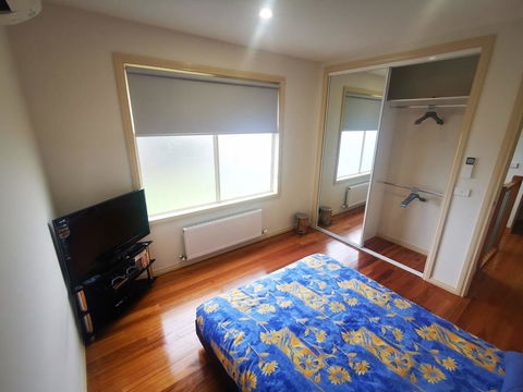 Private Luxury Bedroom - Sydney 4u 2