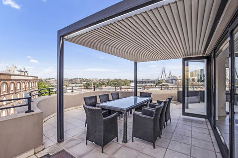 PYRMONT/DARLING HARBOUR MODERN 3 BED PENTHOUSE APARTMENT - Accommodation Sydney 0