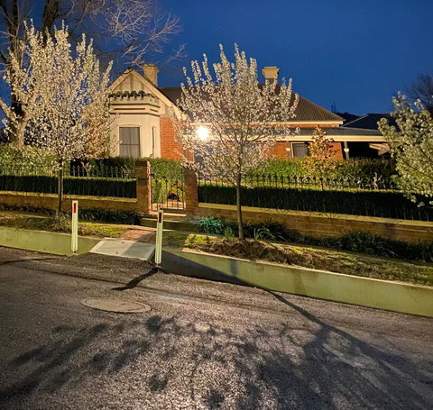 QUILTY HOUSE (Formerly Beethovens) - Accommodation Sydney 0