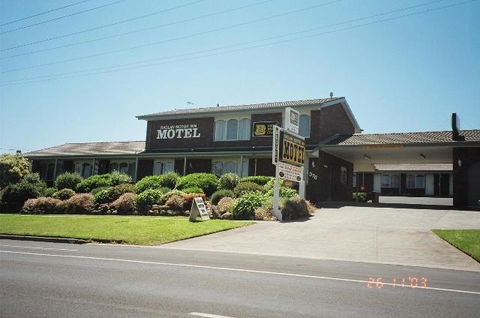 Raglan Motor Inn - Sydney 4u 1