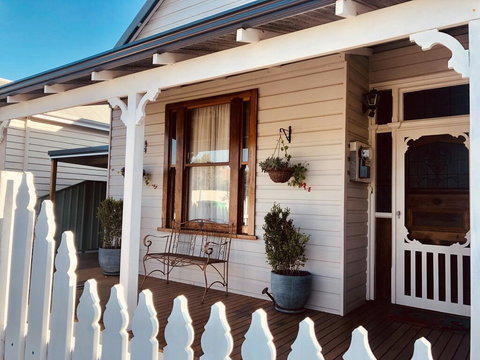 Railway Cottage - Accommodation Sydney 1