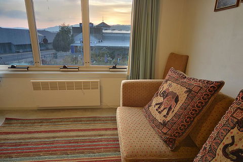 Razorback 9 - Accommodation Sydney 1