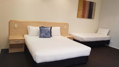 Red Bridge Motor Inn - Sydney 4u 1