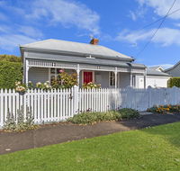 Red Door  Wishart - Sydney 4u