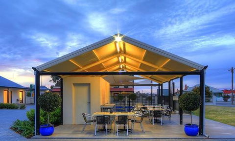 Red Earth Motel - Sydney 4u 0