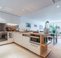 Relaxed Apartment In Camperdown - Accommodation Sydney