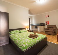 Rhodeside Lodge - Sydney 4u