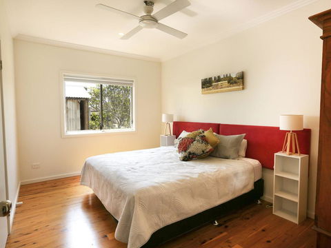 River Breeze 60 Wooli Street Yamba. Linen - Unlimited Wi-Fi Just Listed. - Sydney 4u 3
