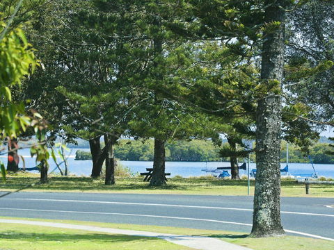 River Breeze 60 Wooli Street Yamba. Linen - Unlimited Wi-Fi Just Listed. - Sydney 4u 0