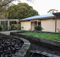 Romantic Getaway with Spa and Wifi - Pet Friendly - Accommodation Sydney