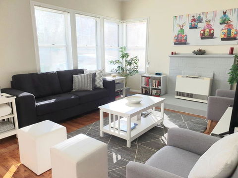 Ronelle Cottage - Sydney 4u 3