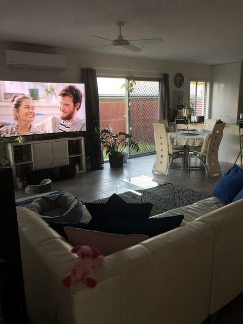 Room In Gold Coast - Sydney 4u 1