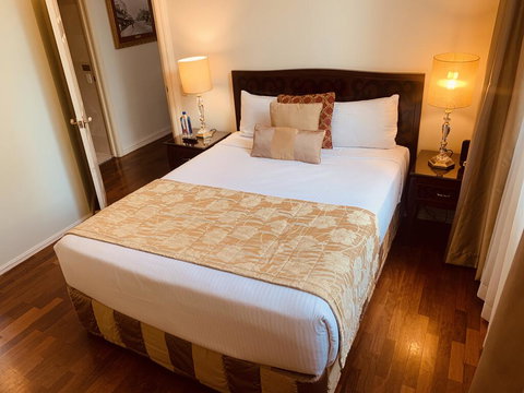 Royal Albert Hotel - Sydney Resort 2