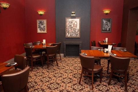 Royal Hotel Singleton - Accommodation Sydney 2