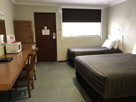 Roydons Motor Inn - Accommodation Sydney 2