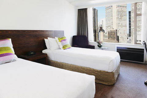 Rydges Melbourne - Accommodation Sydney 3