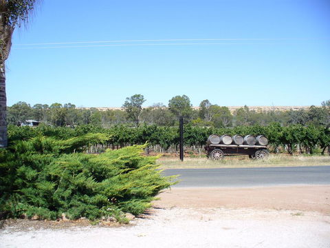 Salter Station. Blanchetown. South Australia - Sydney 4u 3
