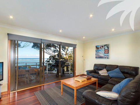 Sandbar View - Accommodation Sydney 1