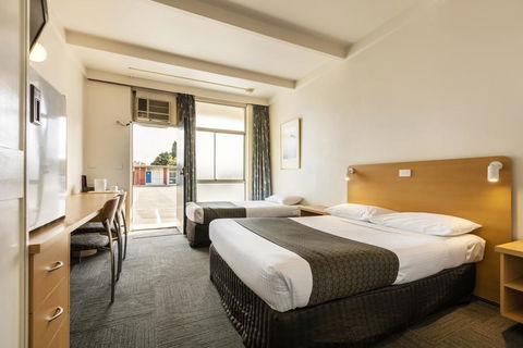 Sandbelt Club Hotel - Accommodation Sydney 2