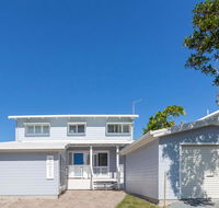 Sandpiper Beach Front House - Sydney 4u