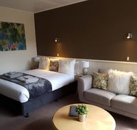 Sandpipers  Millicent - Sydney 4u