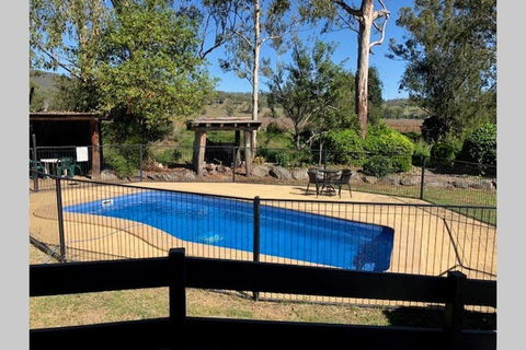 SAREAL PARK - Sydney 4u 1