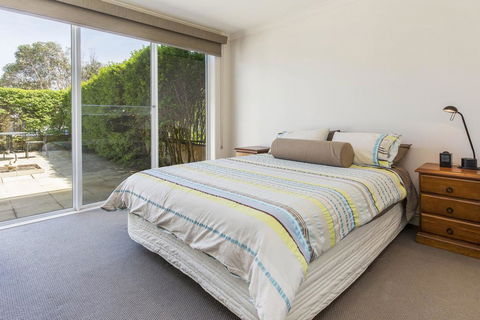 SEA GRANGE - MORNINGTON - Sydney 4u 1