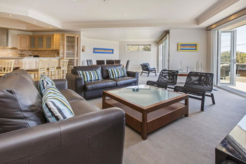 SEA GRANGE - MORNINGTON - Sydney 4u 3