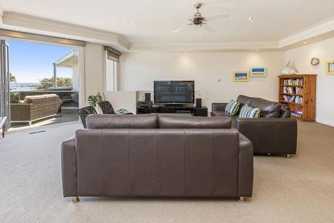 SEA GRANGE - MORNINGTON - Sydney 4u 2