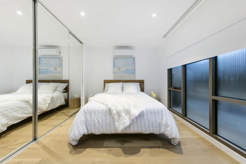 SEA TEMPLE - MORNINGTON - Accommodation Sydney 0