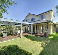 Sea Whispers  Fingal Bay - Sydney Resort