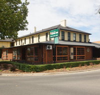 Seaton Arms Motor Inn - Accommodation Sydney