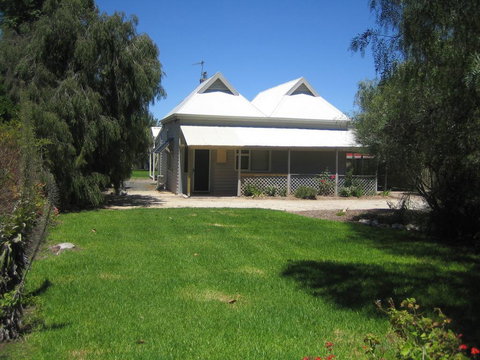 Showgrounds Cottage Naracoorte - Accommodation Sydney 0