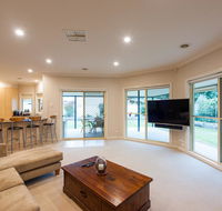 Simms Retreat - Sydney 4u