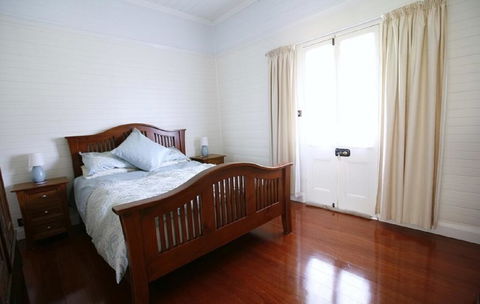 Singleton's Retreat Near Wiseman's Ferry - Sydney 4u 2