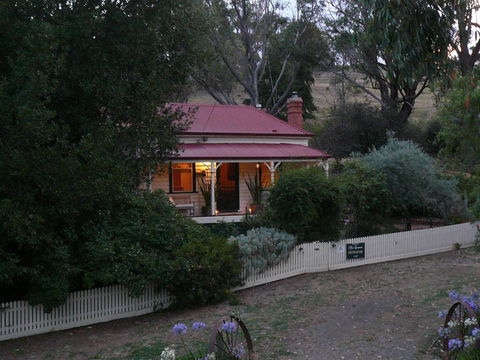 Sinnamons Cottage - Sydney 4u 0