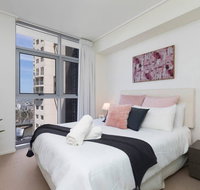 SK2 - 3BR with Pool Gym Steam Room in Story Bridge - Accommodation Sydney