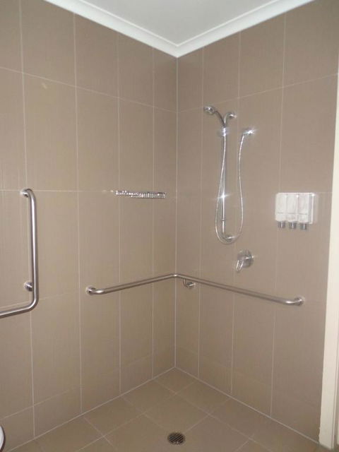 Smart Stayzzz Inns - Sydney 4u 3