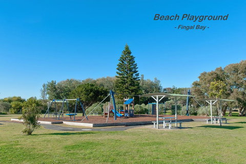 Sounds Of Sunshine 1 Upstairs Half Of House - Sydney Resort 3