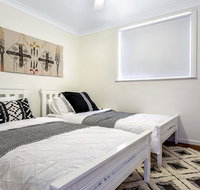 Sounds of Sunshine Whole House - Sydney Resort