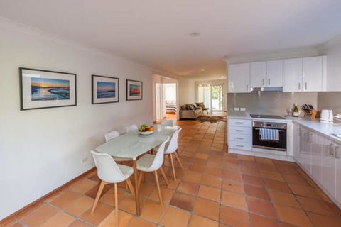 South Golden Beach - Sydney 4u 2
