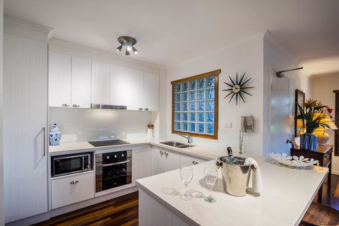 South Pacific Resort & Spa Noosa - Accommodation Sydney 0